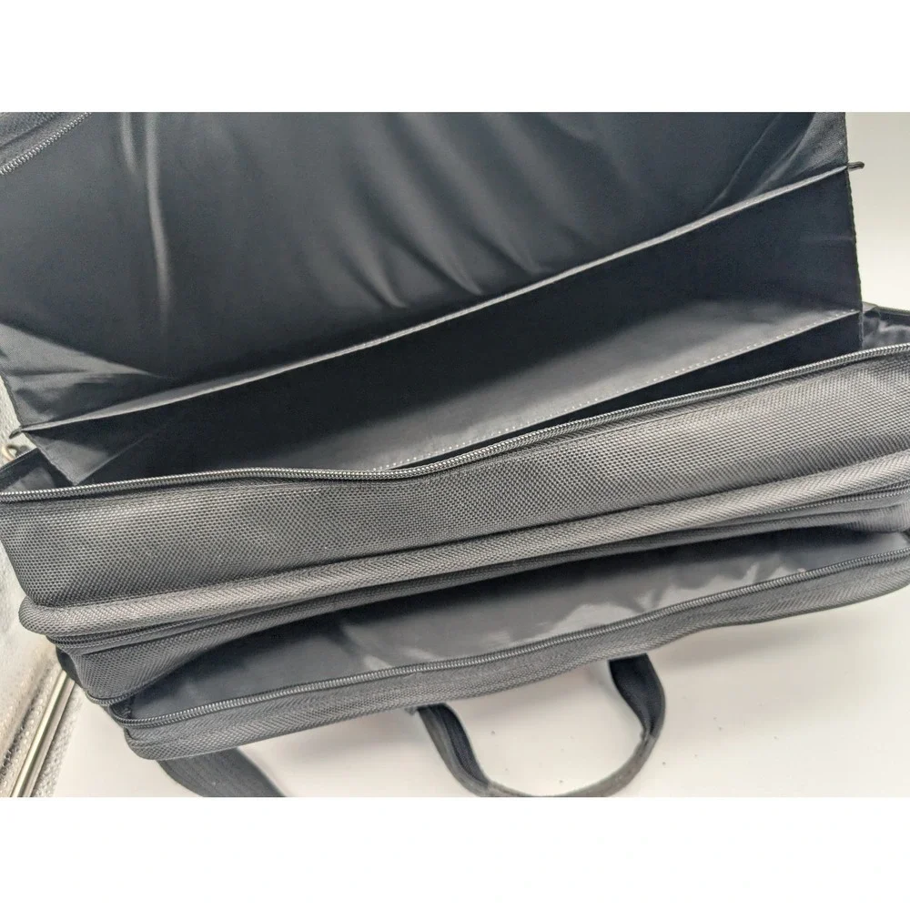Tumi Black Ballistic Nylon Expandable Laptop Briefcase Messenger Bag 26141D4